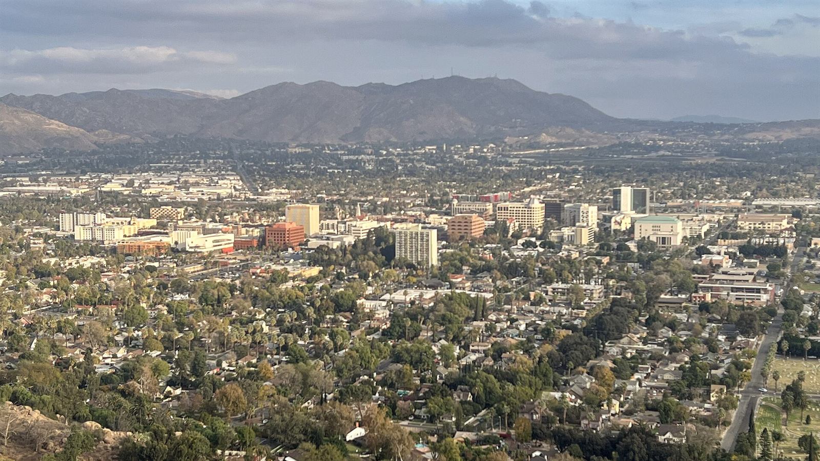 Inland Empire office district