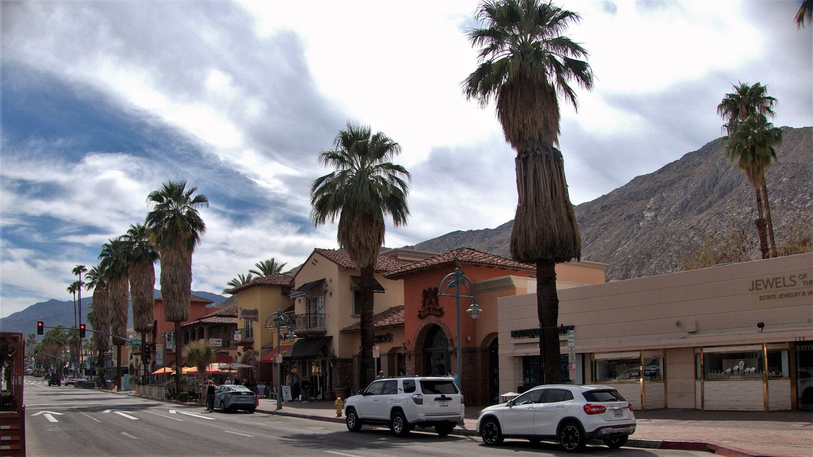 Palm Springs office district
